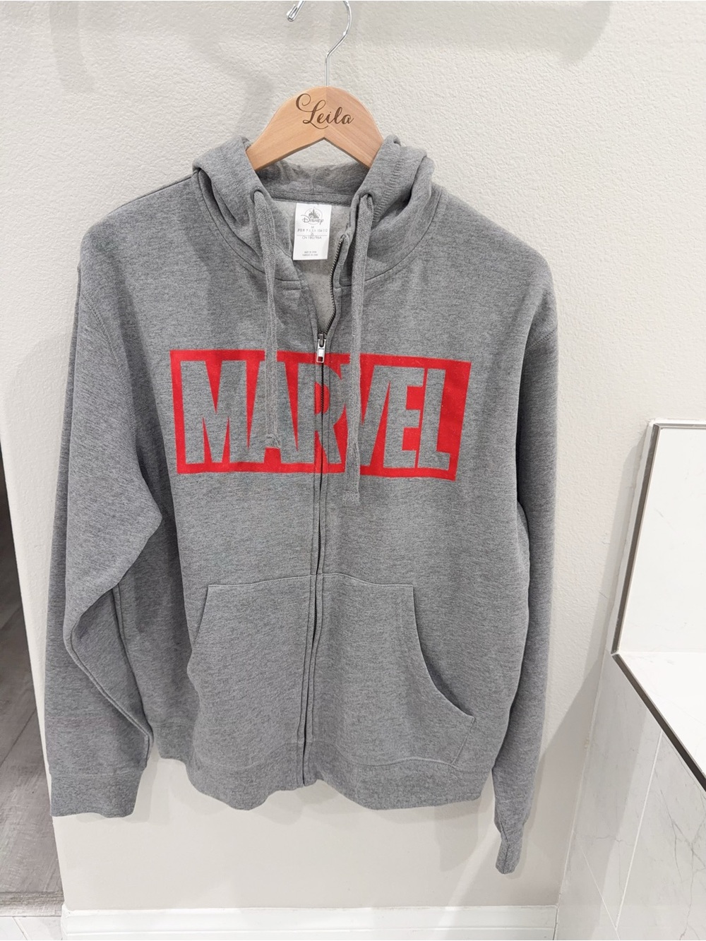 Marvel Disney Full Zip Hooded Men's  M new with tag